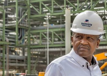 Dangote Refinery Suspends Sales to Unregistered Marketers, Pushes Free Delivery Scheme